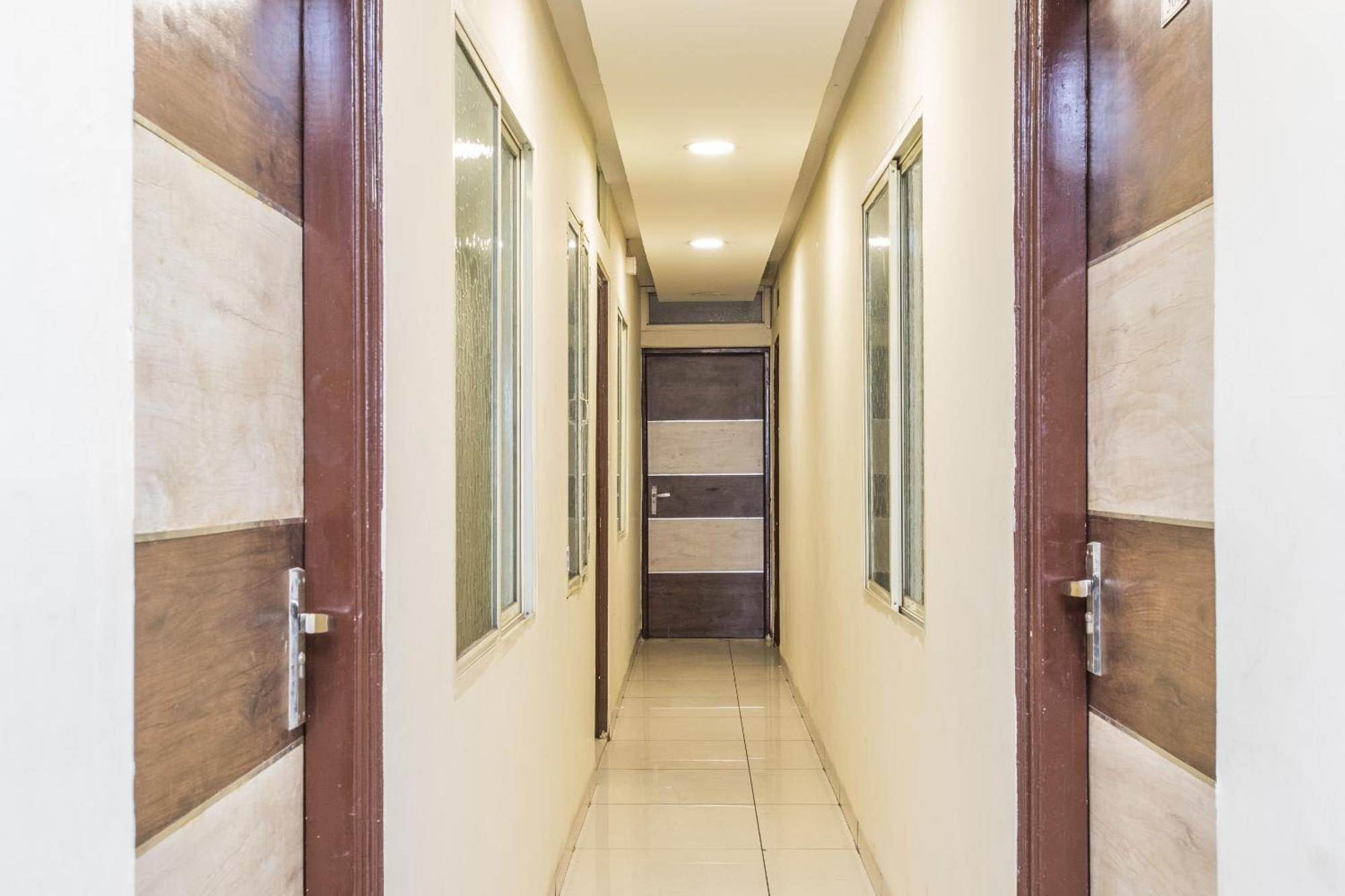 Capital O 4042 Hotel Mehar Residency Indore Exterior foto