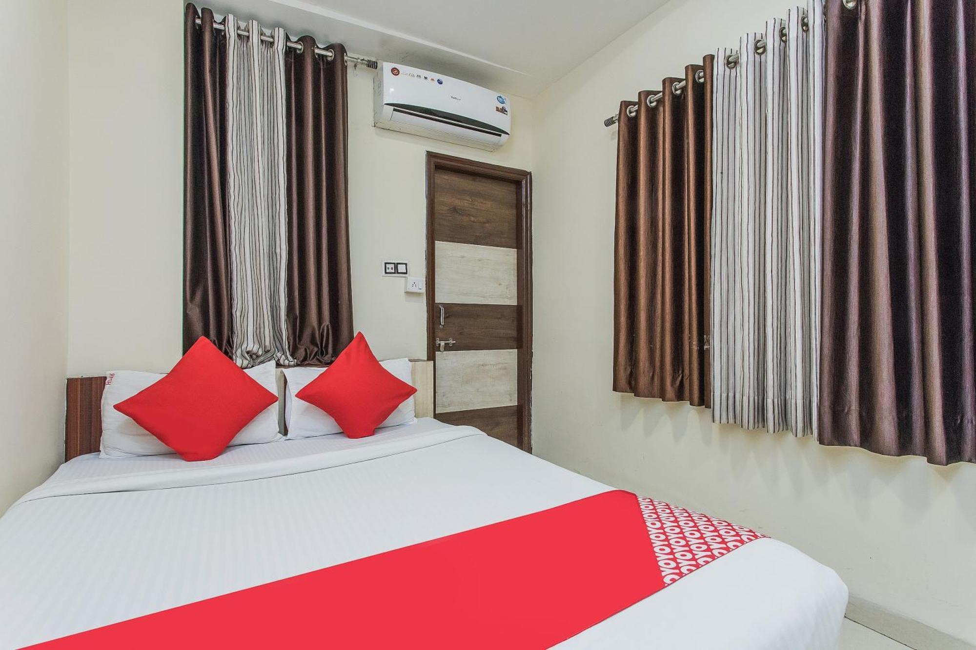 Capital O 4042 Hotel Mehar Residency Indore Exterior foto