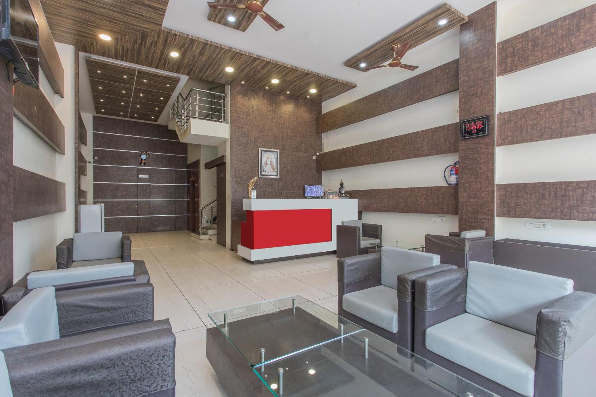 Capital O 4042 Hotel Mehar Residency Indore Exterior foto